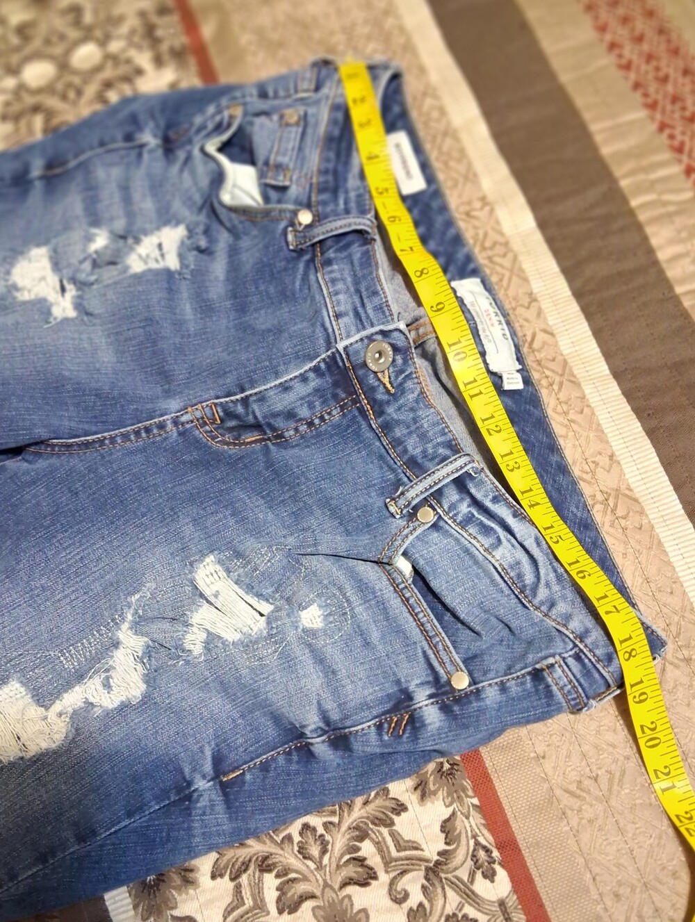 torrid Denim Two Piece Set- Light and Medium Wash Blue Boyfriend Short Summer - Picture 10 of 12